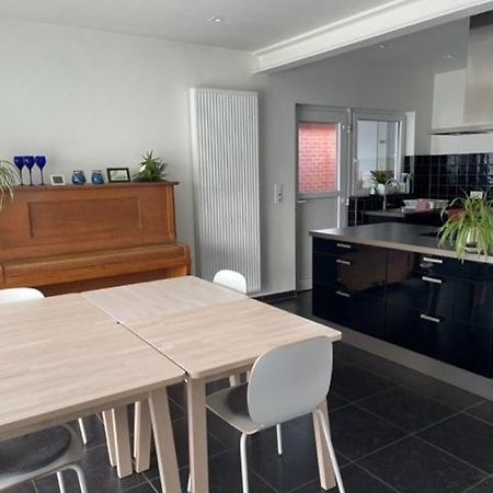 Fokus Praktijkhuis Hotel Dessel Eksteriør billede