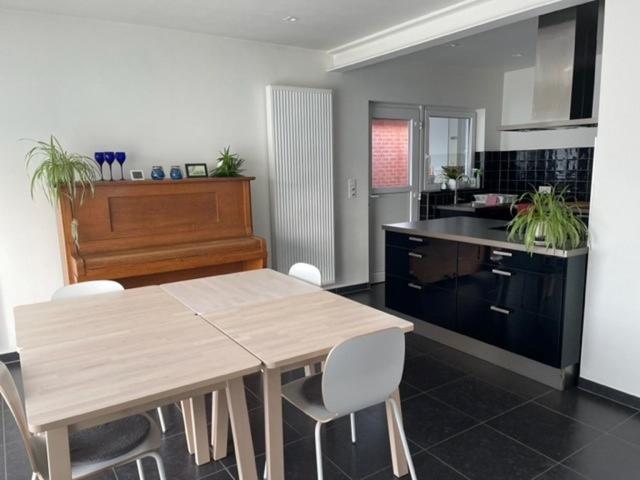 Fokus Praktijkhuis Hotel Dessel Eksteriør billede